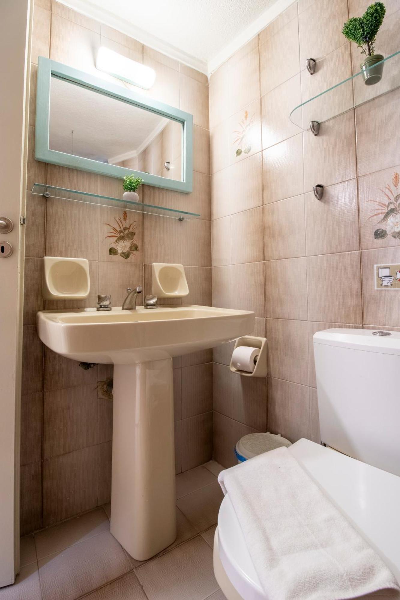 Modern City Apt In The Heart Of Heraklion Exteriör bild